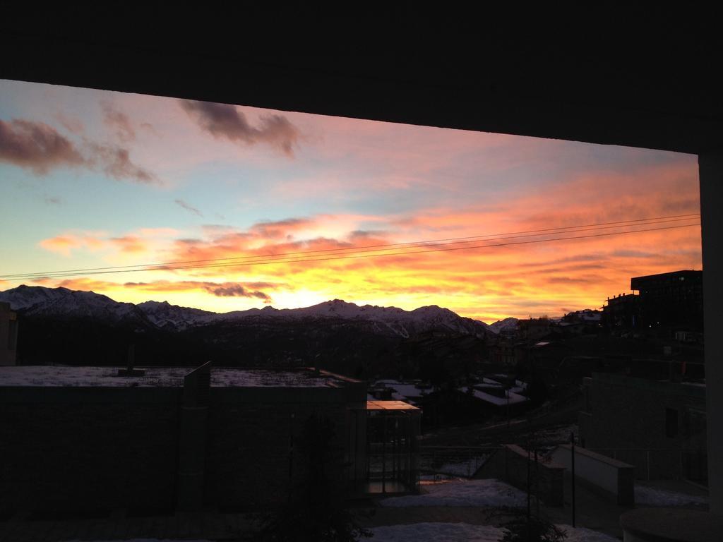 Olimpic Village Th Sestriere Apartments Buitenkant foto