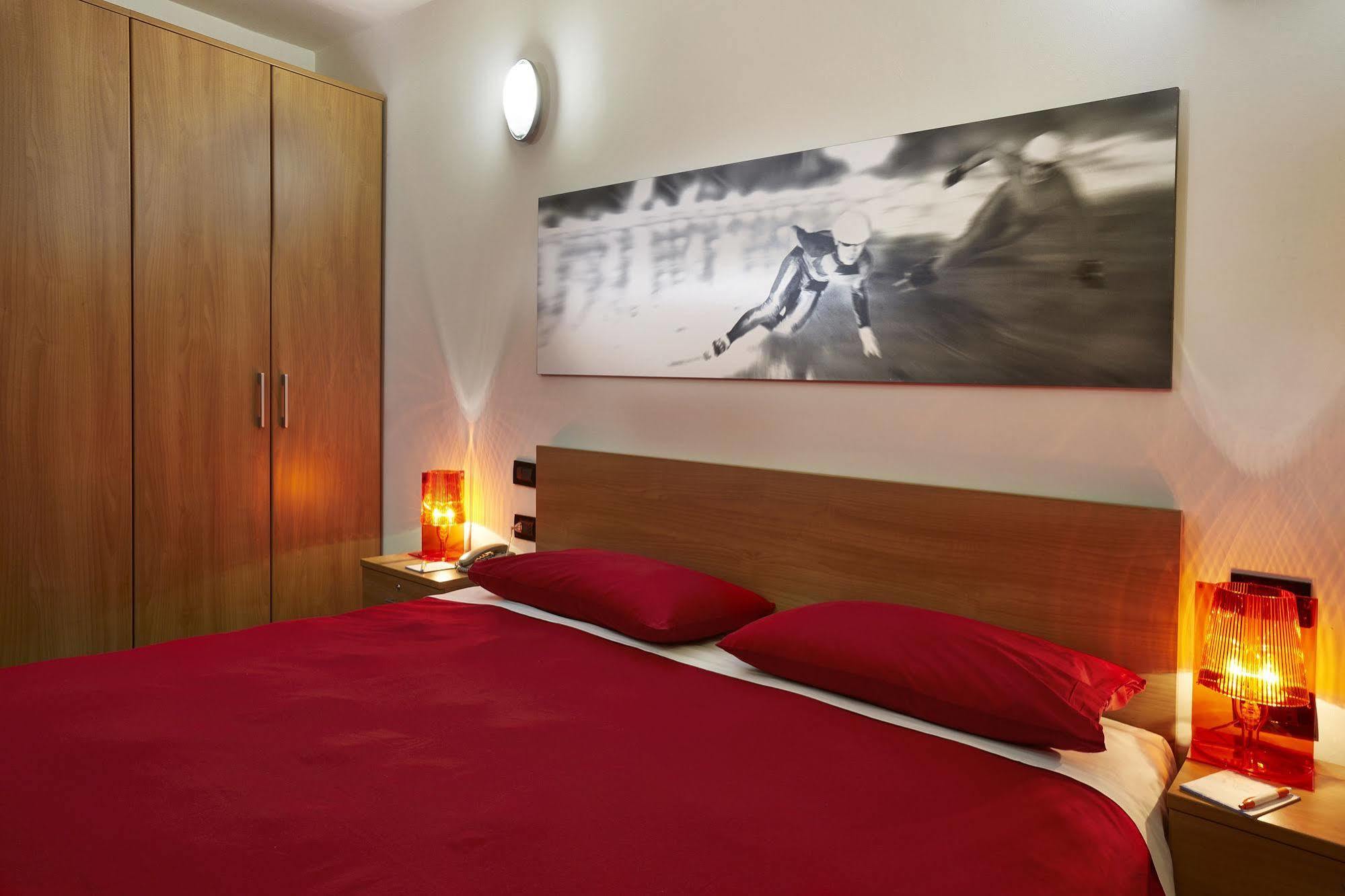 Olimpic Village Th Sestriere Apartments Buitenkant foto