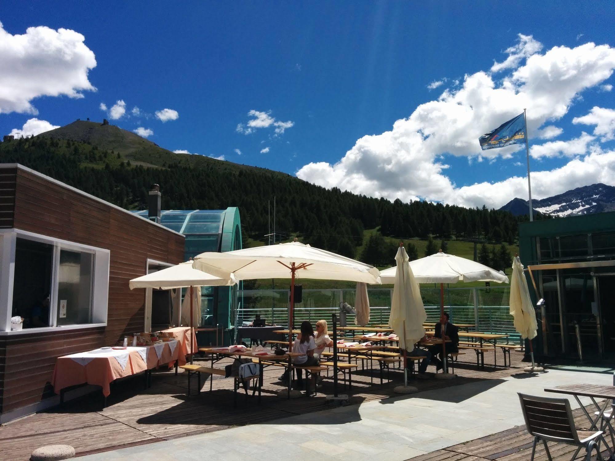 Olimpic Village Th Sestriere Apartments Buitenkant foto