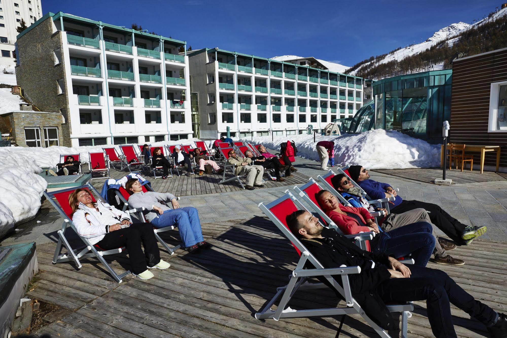 Olimpic Village Th Sestriere Apartments Buitenkant foto